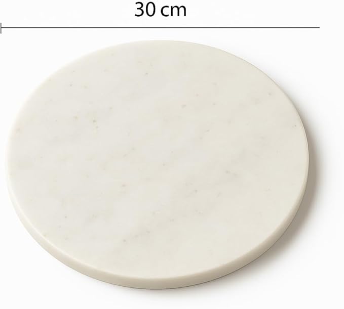 Round marble plate with 30 cm diameter size detail