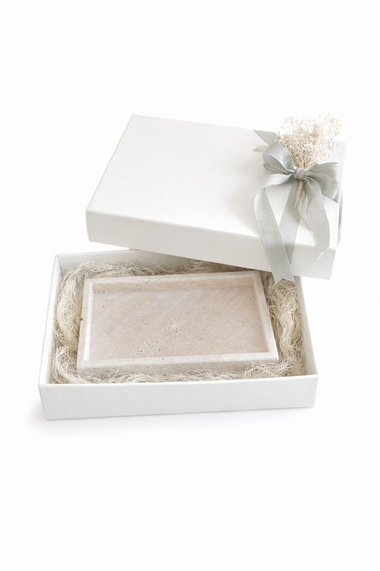 Bomboniera matrimonio artigianale in pietra naturale con scatola bianca elegante e fiocco, Made in Italy